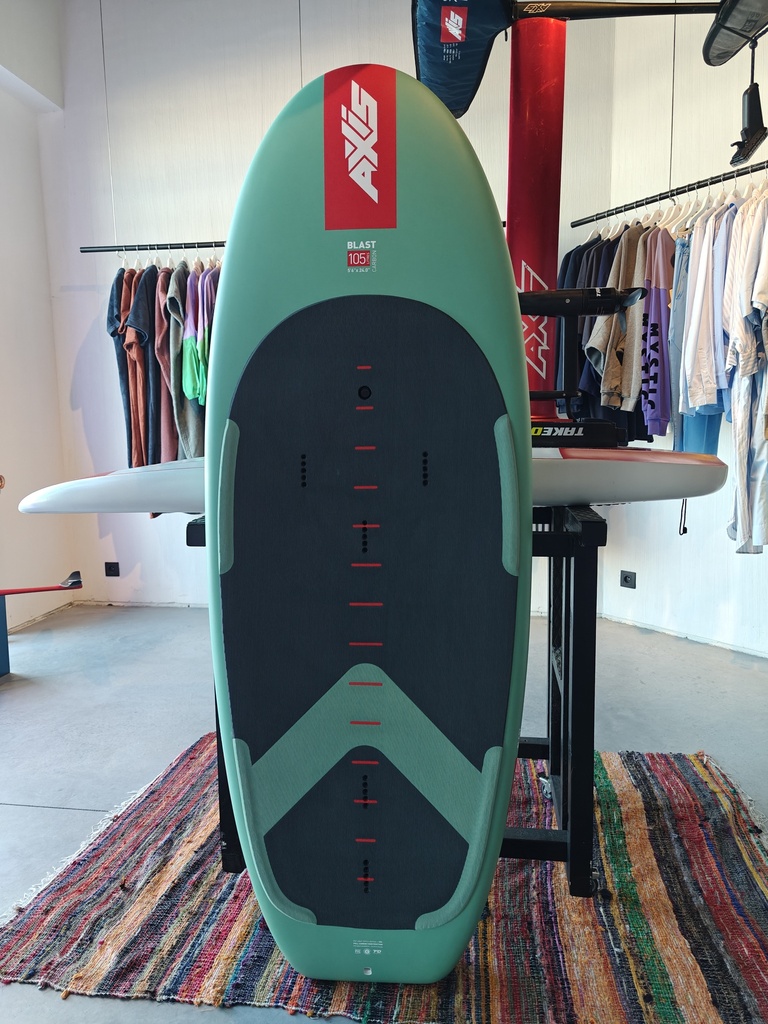 Axis Blast Foilboard