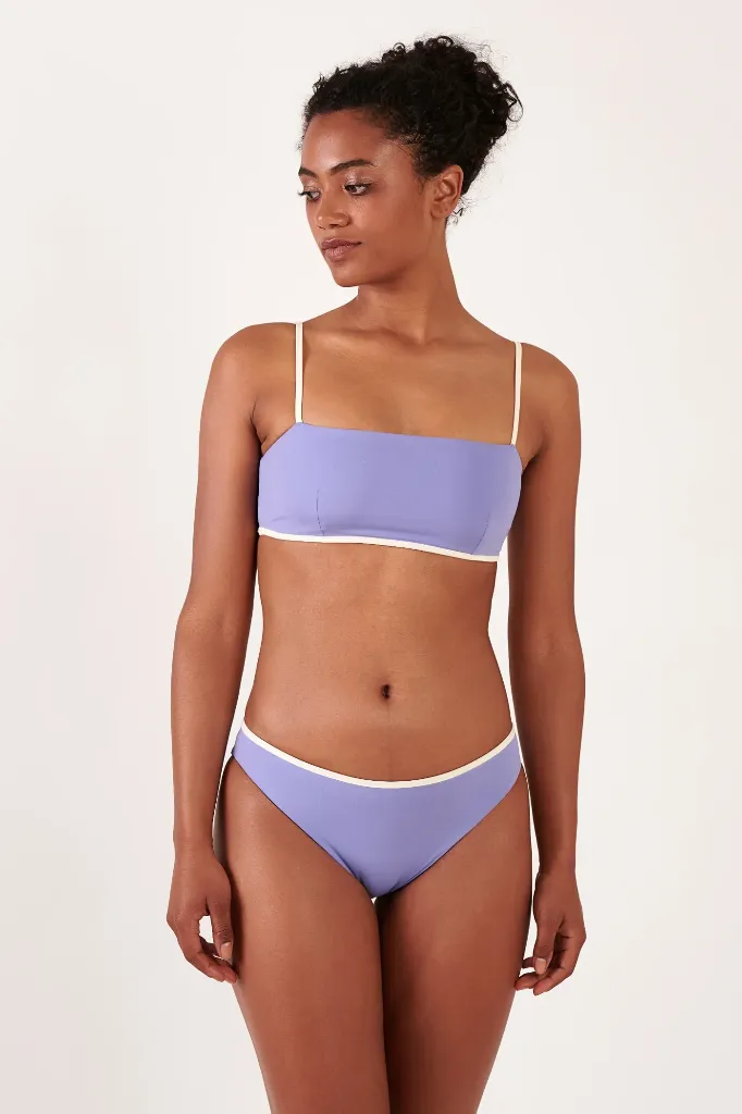 lila-braunes-bikinitop-mymarini-easy-top-26-vorderseite-wendbar.webp