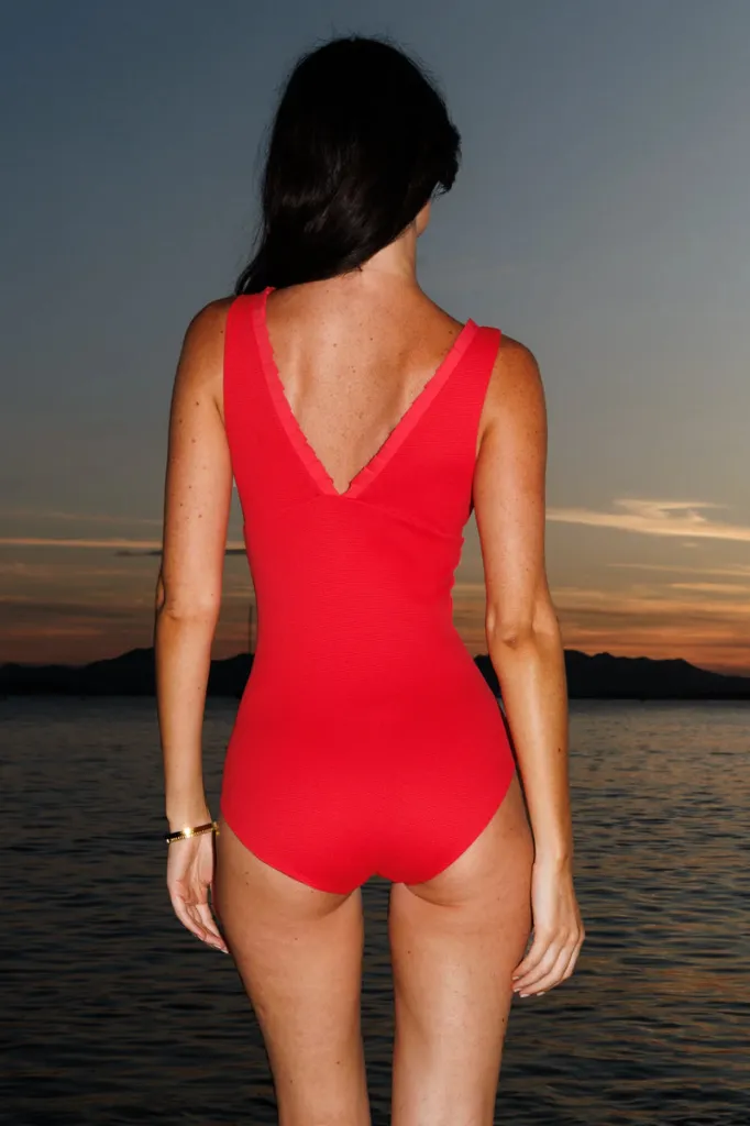 roter-badeanzug-mymarini-swimsuit-no-2-rueckseite.webp