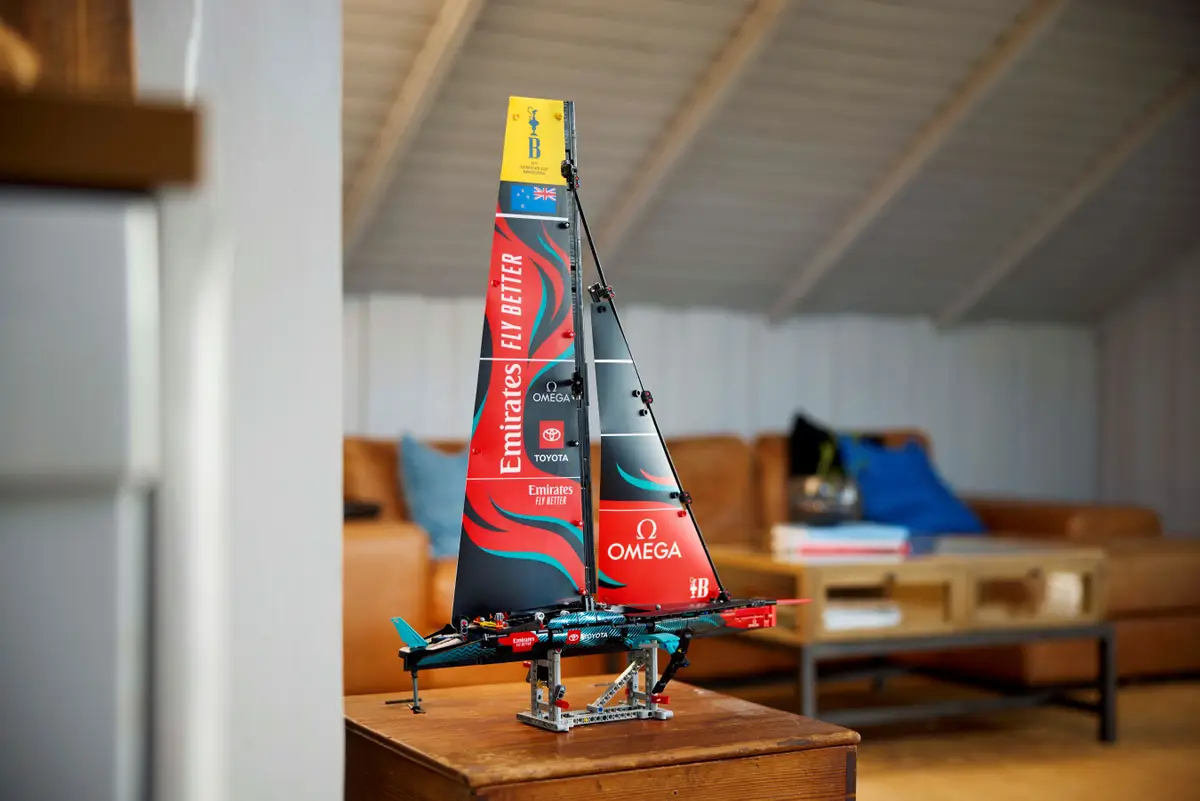 Lego Technic AC75 America's Cup Team New Zealand