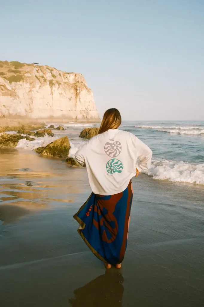 Shoreline LS tee