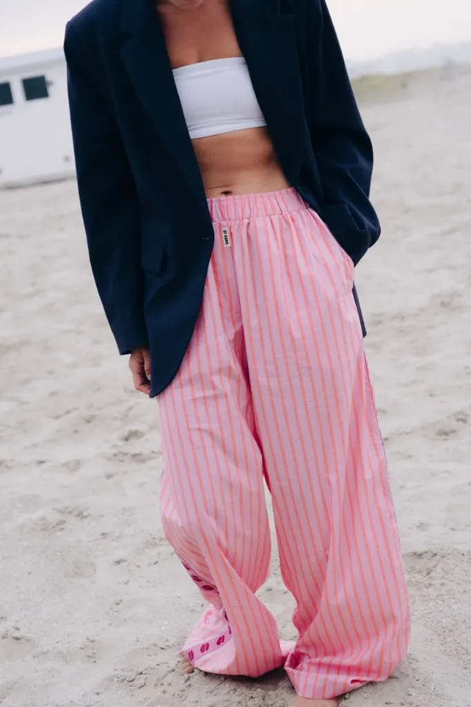 Heartline pants